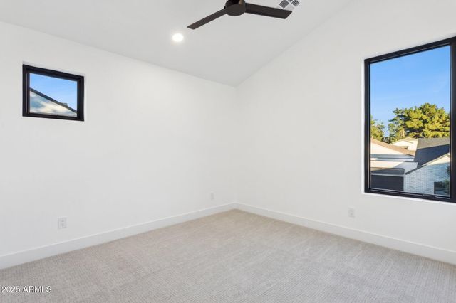 6330 N 10TH Drive, Phoenix, AZ 85013