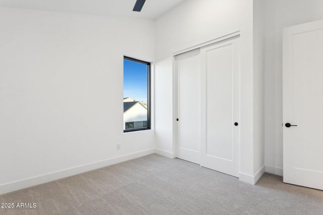 6330 N 10TH Drive, Phoenix, AZ 85013