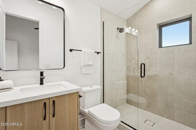 6330 N 10TH Drive, Phoenix, AZ 85013