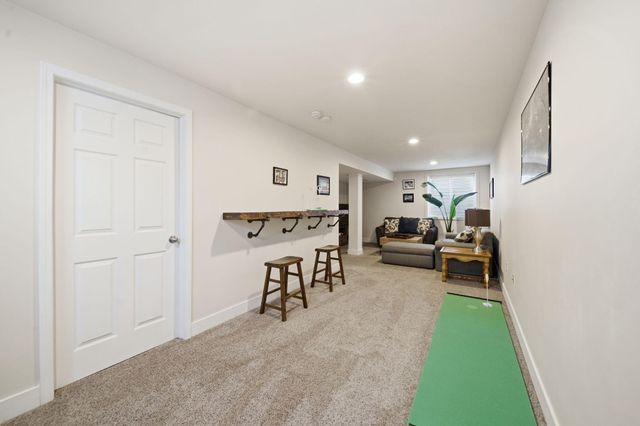 7206 Meadowgrass Court SE, Caledonia, MI 49316