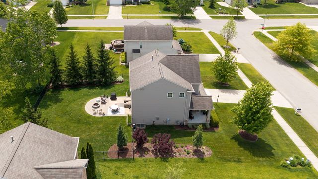 7206 Meadowgrass Court SE, Caledonia, MI 49316