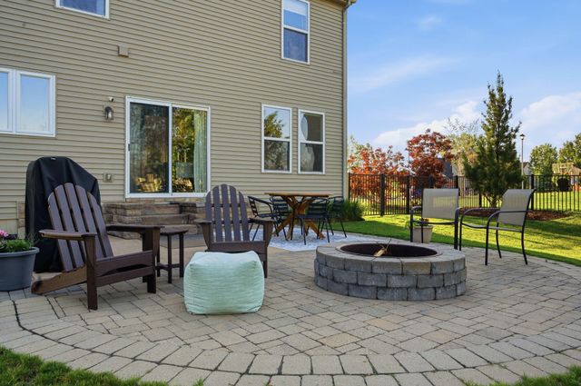 7206 Meadowgrass Court SE, Caledonia, MI 49316