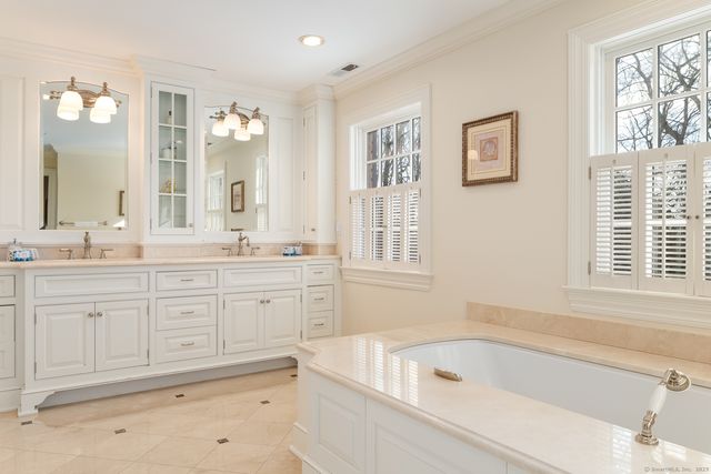 182 Taconic Road, Greenwich, CT 06831