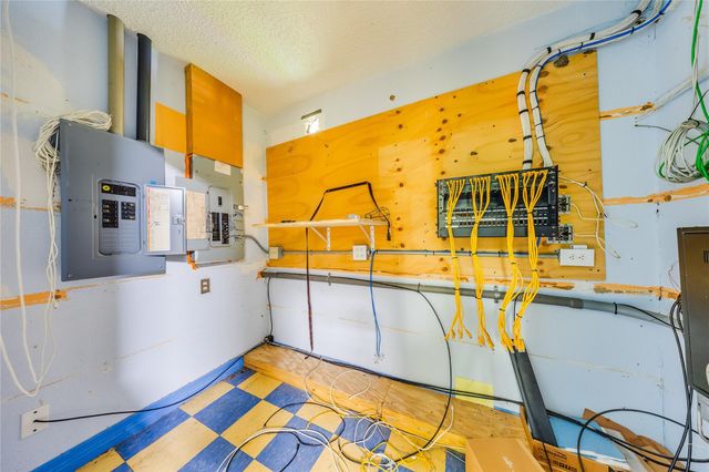 4227 Old Chocolate Bayou Road, Manvel, TX 77578