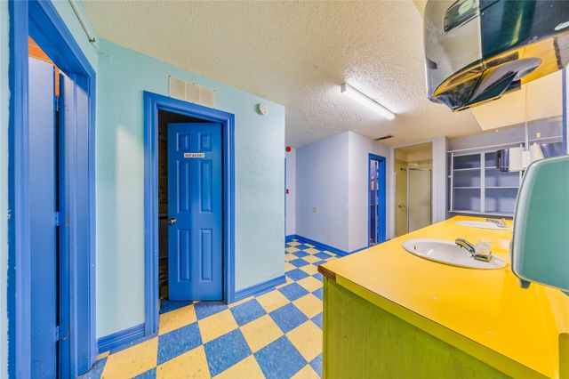 4227 Old Chocolate Bayou Road, Manvel, TX 77578