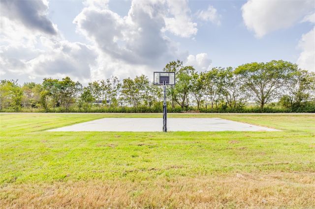 4227 Old Chocolate Bayou Road, Manvel, TX 77578