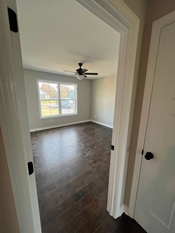 131 N Harris Ln, Portland, TN 37148