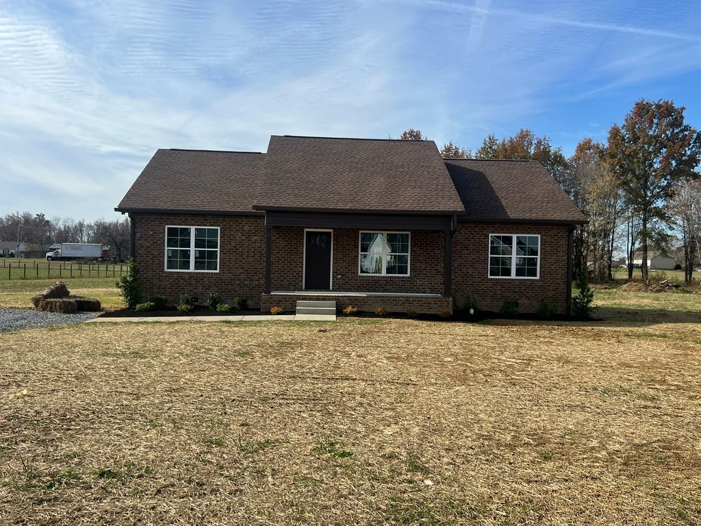 131 N Harris Ln, Portland, TN 37148