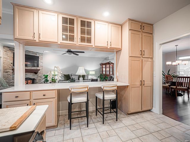 3247 Cobblefield Drive, Evansville, IN 47711