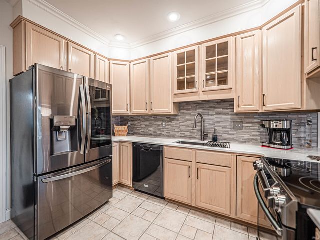 3247 Cobblefield Drive, Evansville, IN 47711