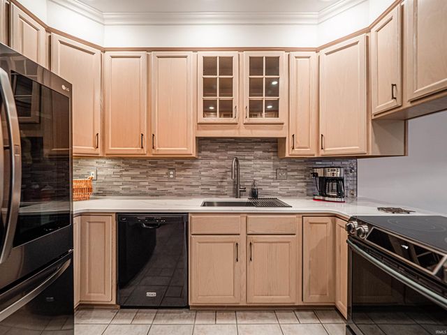 3247 Cobblefield Drive, Evansville, IN 47711