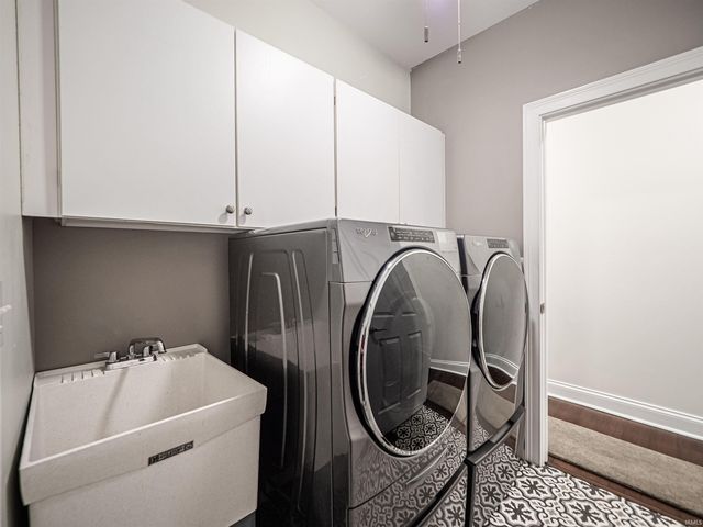 3247 Cobblefield Drive, Evansville, IN 47711