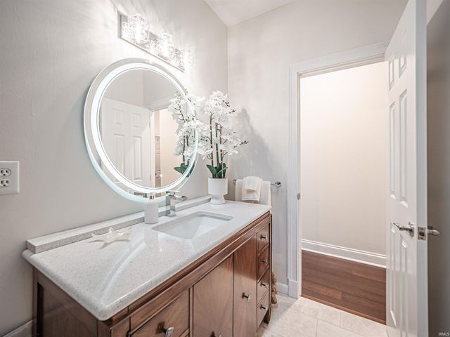 3247 Cobblefield Drive, Evansville, IN 47711