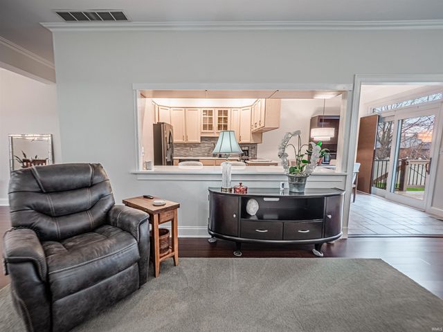 3247 Cobblefield Drive, Evansville, IN 47711