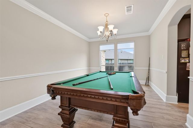 457 Auburn Pines Drive, Montgomery, TX 77316