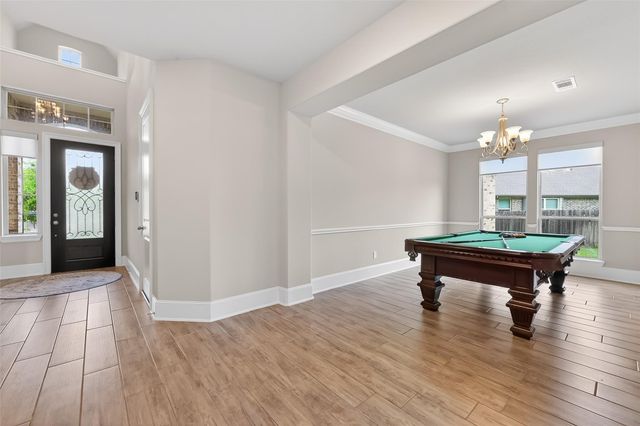 457 Auburn Pines Drive, Montgomery, TX 77316