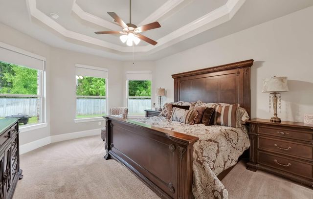 457 Auburn Pines Drive, Montgomery, TX 77316