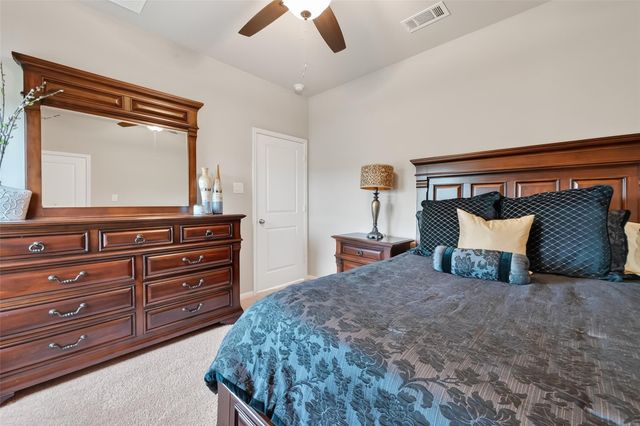 457 Auburn Pines Drive, Montgomery, TX 77316