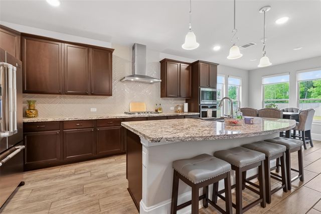 457 Auburn Pines Drive, Montgomery, TX 77316