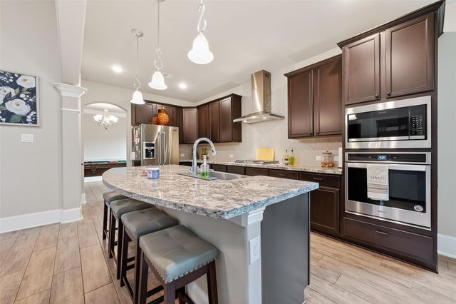 457 Auburn Pines Drive, Montgomery, TX 77316