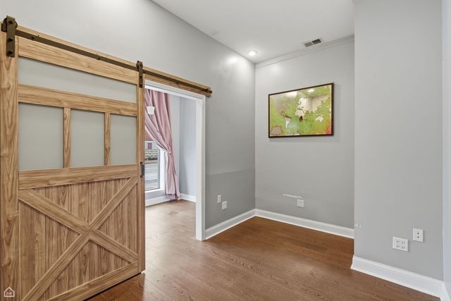 4124 N Lincoln Avenue, Chicago, IL 60618