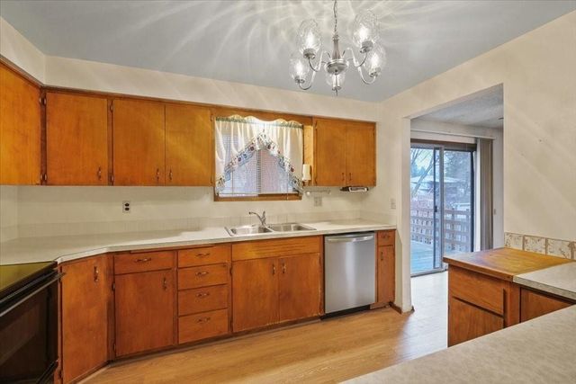 6505 N Victor St, Spokane, WA 99208