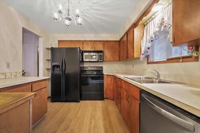 6505 N Victor St, Spokane, WA 99208