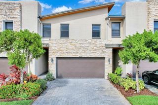 10533 NW 81st Street, Doral, FL 33178