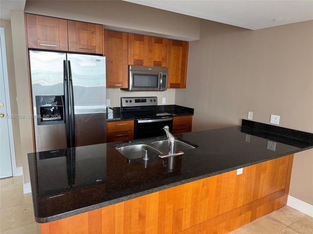 4100 Salzedo St 505, Coral Gables, FL 33146