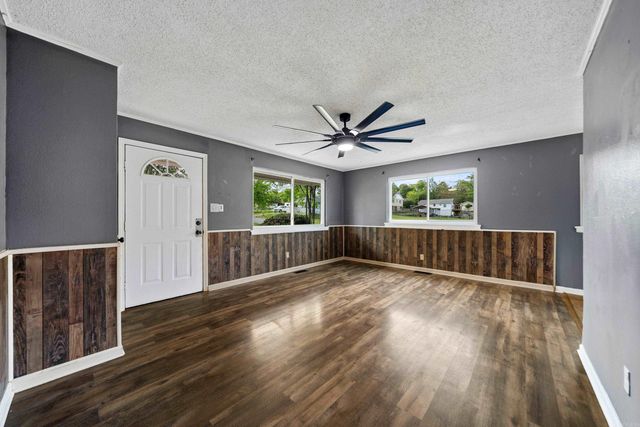 101 Hood Place, Hot Springs, AR 71901