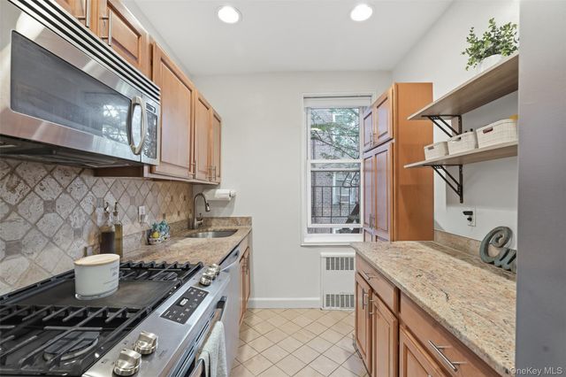 101 Old Mamaroneck Road 1c5, White Plains, NY 10605