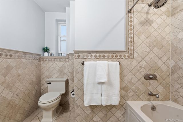 101 Old Mamaroneck Road 1c5, White Plains, NY 10605