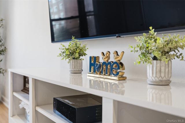 101 Old Mamaroneck Road 1c5, White Plains, NY 10605