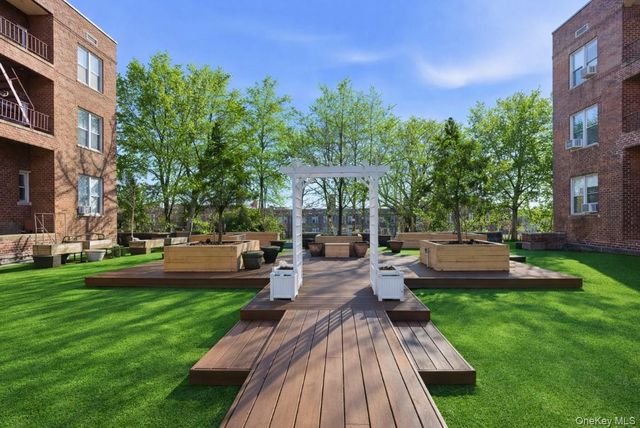 101 Old Mamaroneck Road 1c5, White Plains, NY 10605