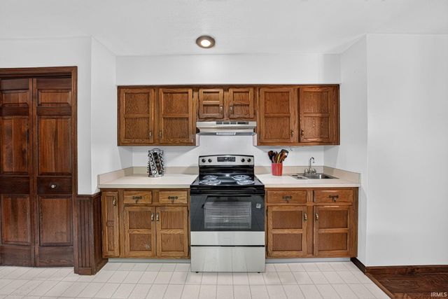 51877 N Shoreham Court, South Bend, IN 46637