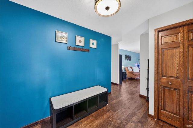 51877 N Shoreham Court, South Bend, IN 46637