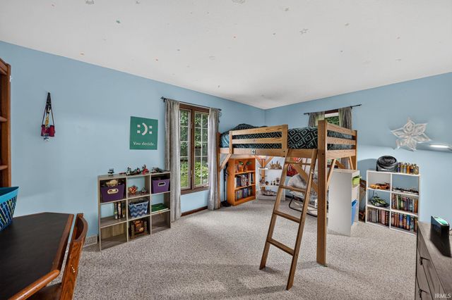 51877 N Shoreham Court, South Bend, IN 46637
