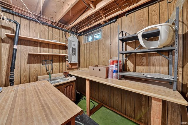 51877 N Shoreham Court, South Bend, IN 46637