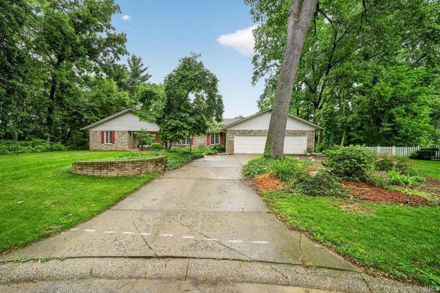 51877 N Shoreham Court, South Bend, IN 46637