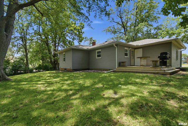 5414 N UNIVERSITY Street, Peoria, IL 61614