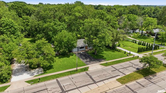 5414 N UNIVERSITY Street, Peoria, IL 61614