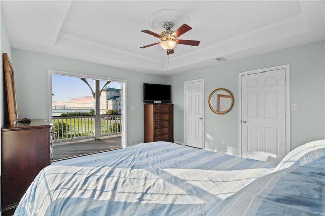 9605 Teichman Road, Galveston, TX 77554