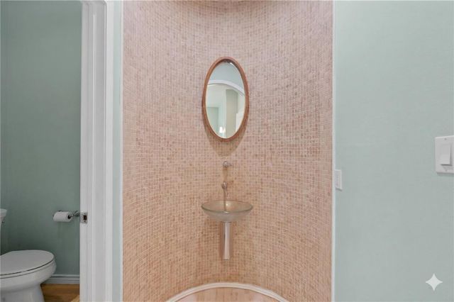 9605 Teichman Road, Galveston, TX 77554