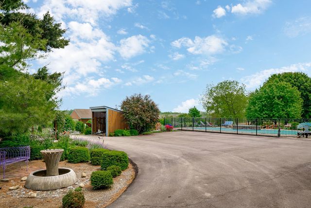 29295 N Callahan Road, Wauconda, IL 60084