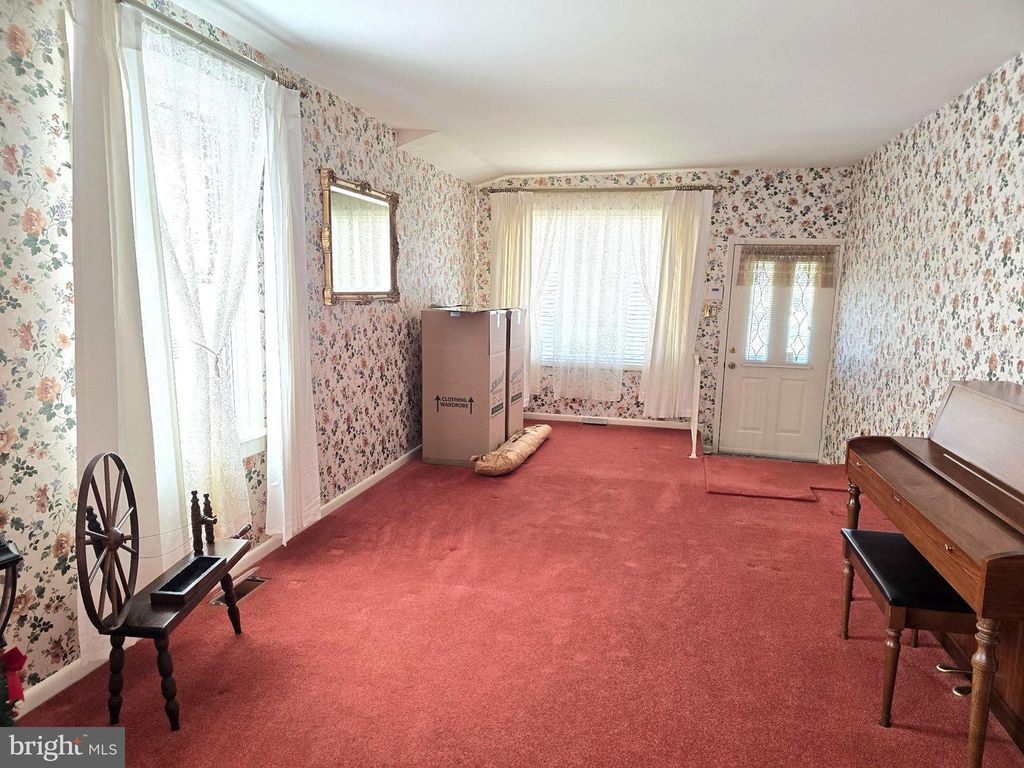 115 N FORKLANDING RD, MAPLE SHADE, NJ 08052 — photo 2