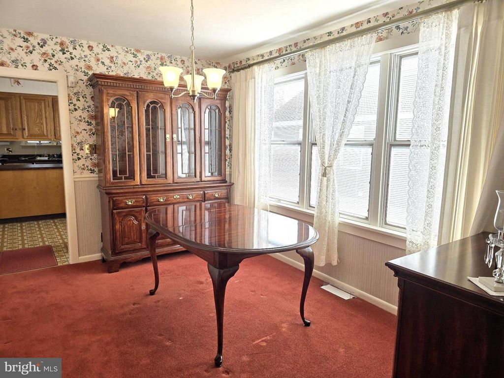 115 N FORKLANDING RD, MAPLE SHADE, NJ 08052 — photo 4