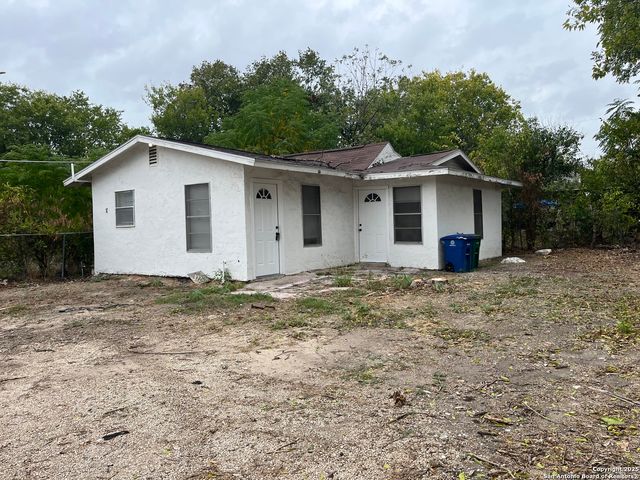 3723 W Martin, San Antonio, TX 78207