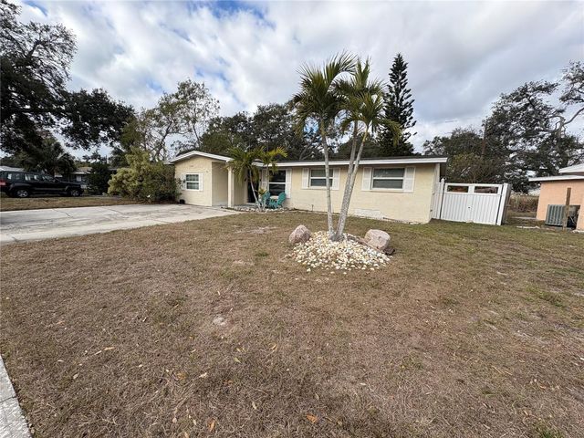 11486 92ND STREET, Largo, FL 33773