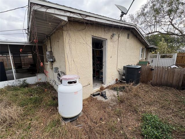 11486 92ND STREET, Largo, FL 33773