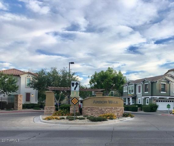 105 W Commerce Court, Gilbert, AZ 85233